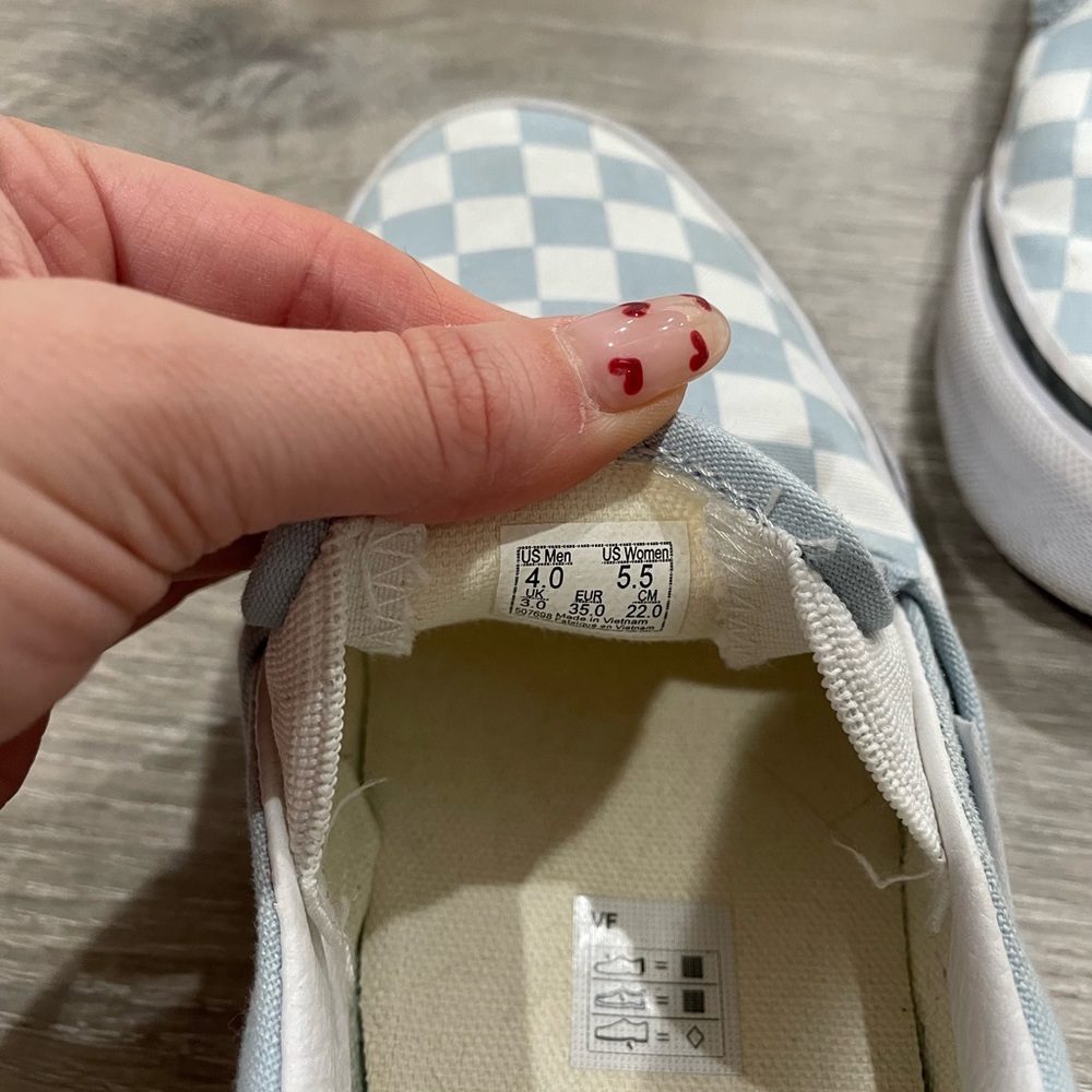 Checkered Vans - Picture 3 of 3